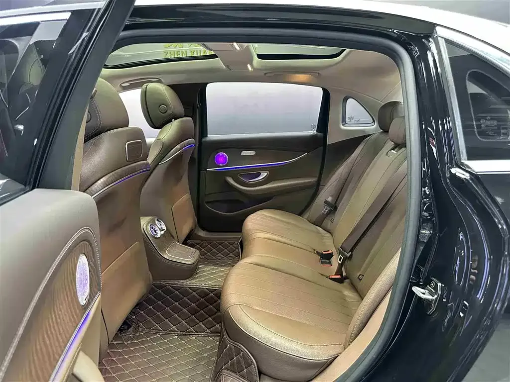 Mercedes-Benz E-Class 2022 из CN, фото 7