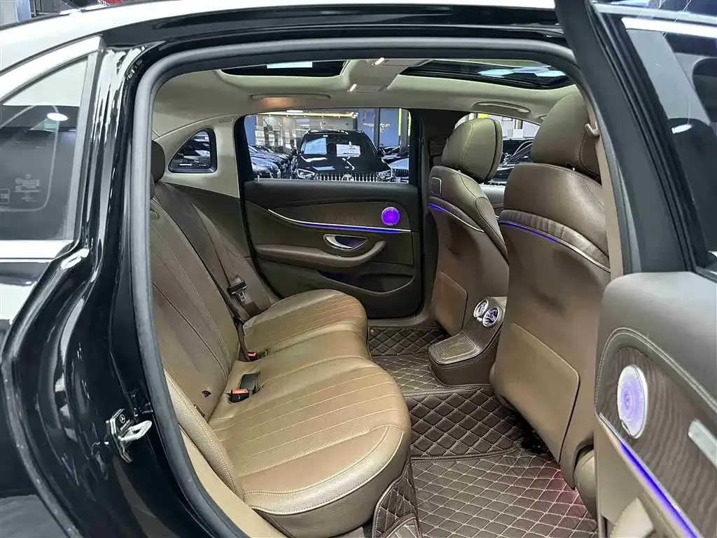 Mercedes-Benz E-Class 2022 из CN, фото 8