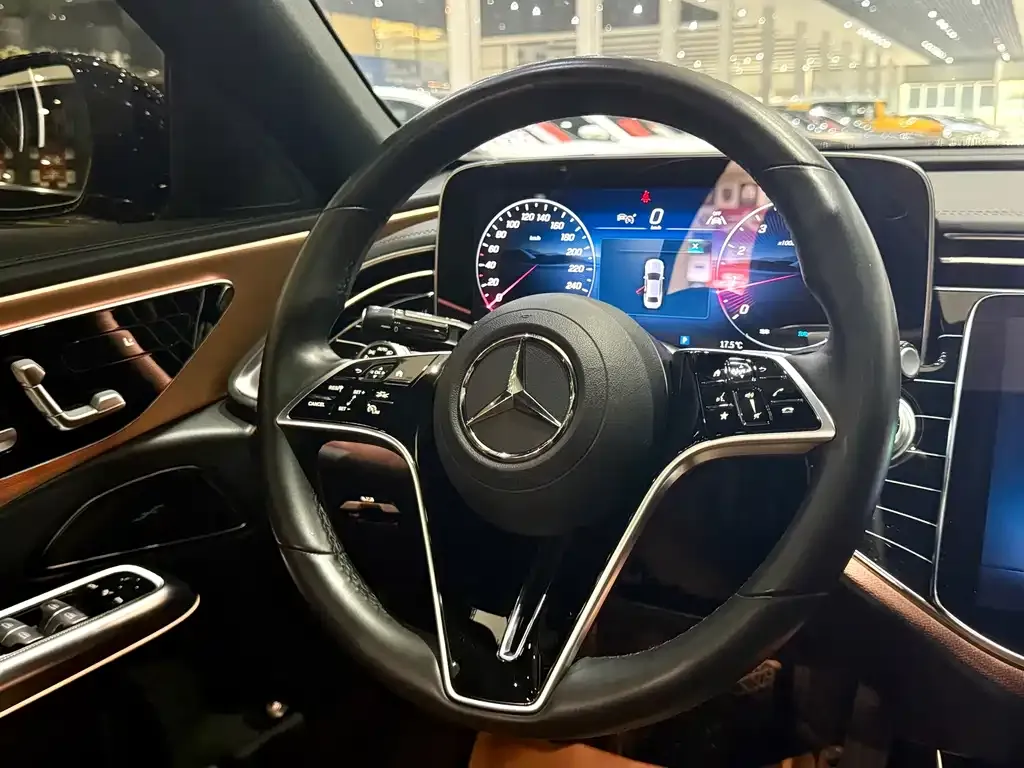 Mercedes-Benz E-Class 2024 из CN, фото 8