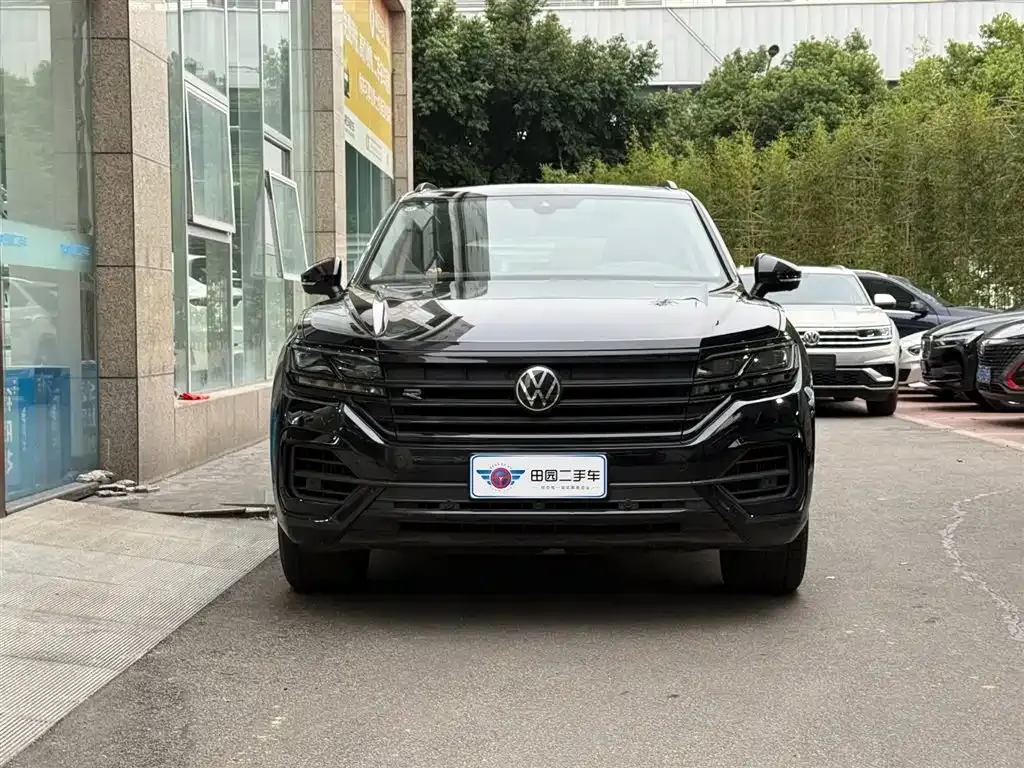 Volkswagen Touareg 2022 из CN, фото 2