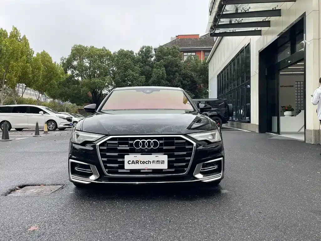 Audi A6L 2024 из CN, фото 2