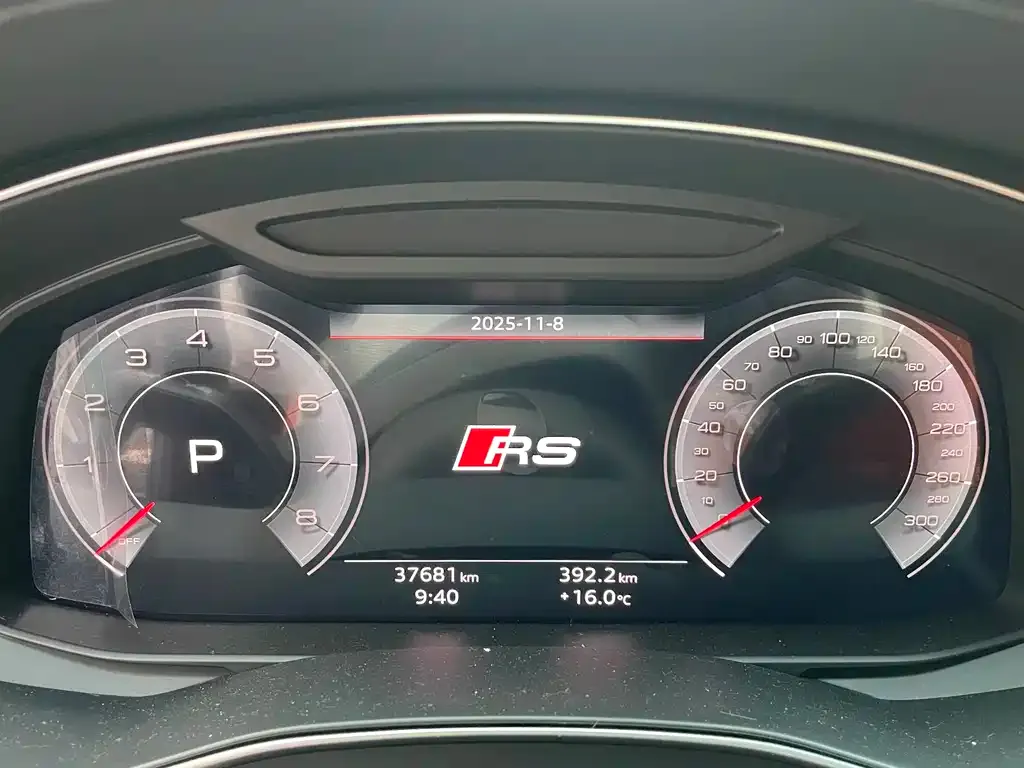 Audi A6L 2024 из CN, фото 4