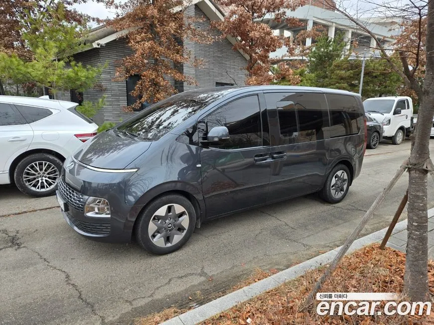 Hyundai Staria 2023 из KR, фото 3