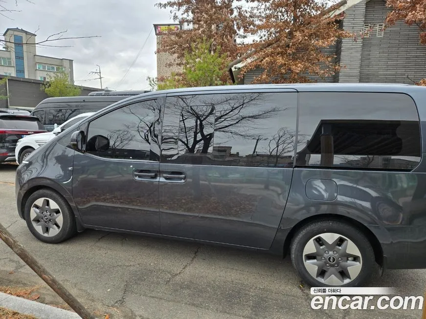 Hyundai Staria 2023 из KR, фото 4