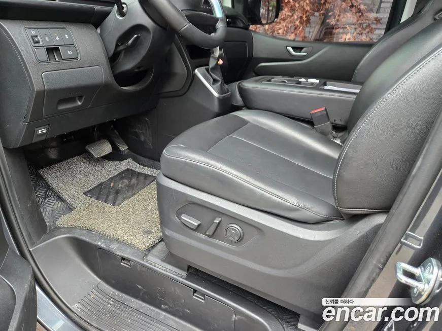 Hyundai Staria 2023 из KR, фото 8