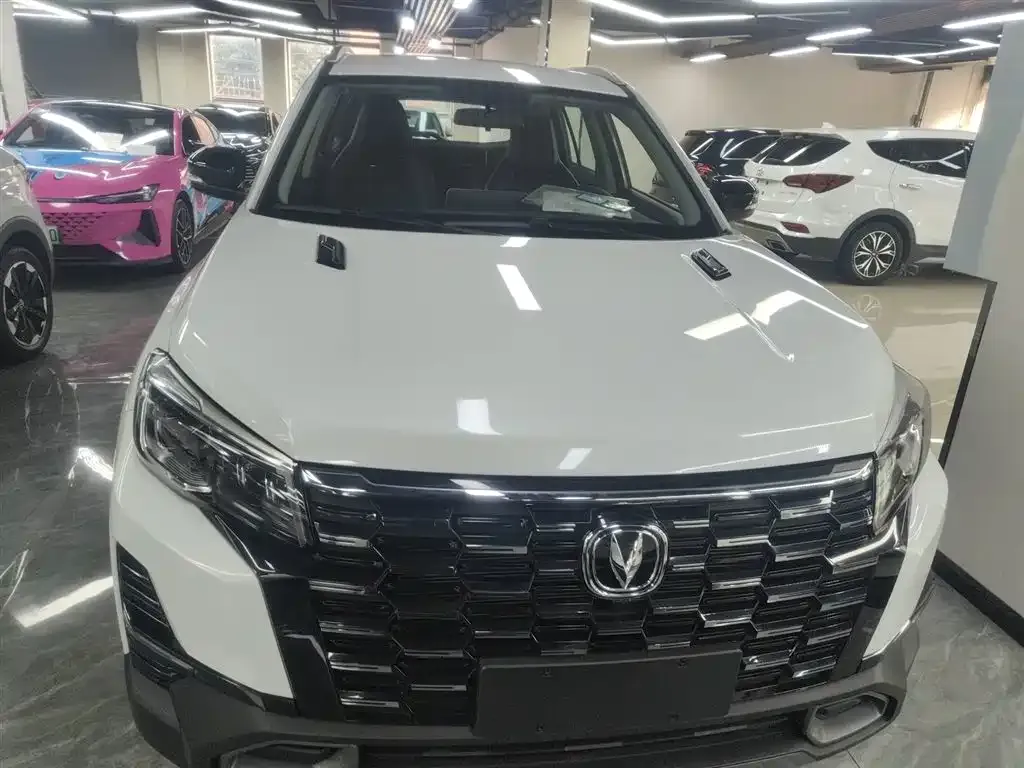 Changan CS75 2025 из CN, фото 3