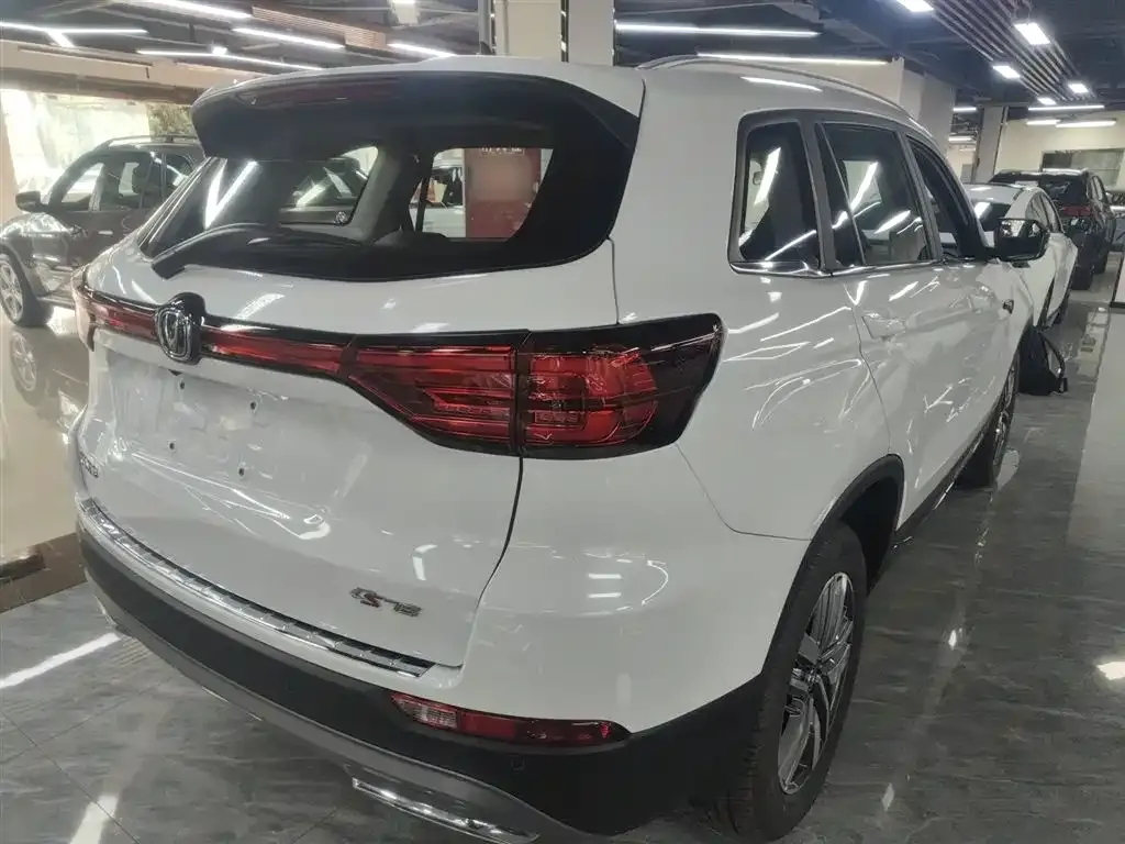 Changan CS75 2025 из CN, фото 7