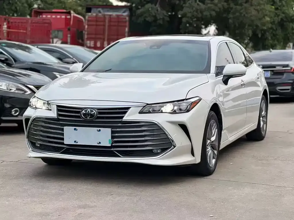 Toyota Avalon 2021 из CN, фото 1