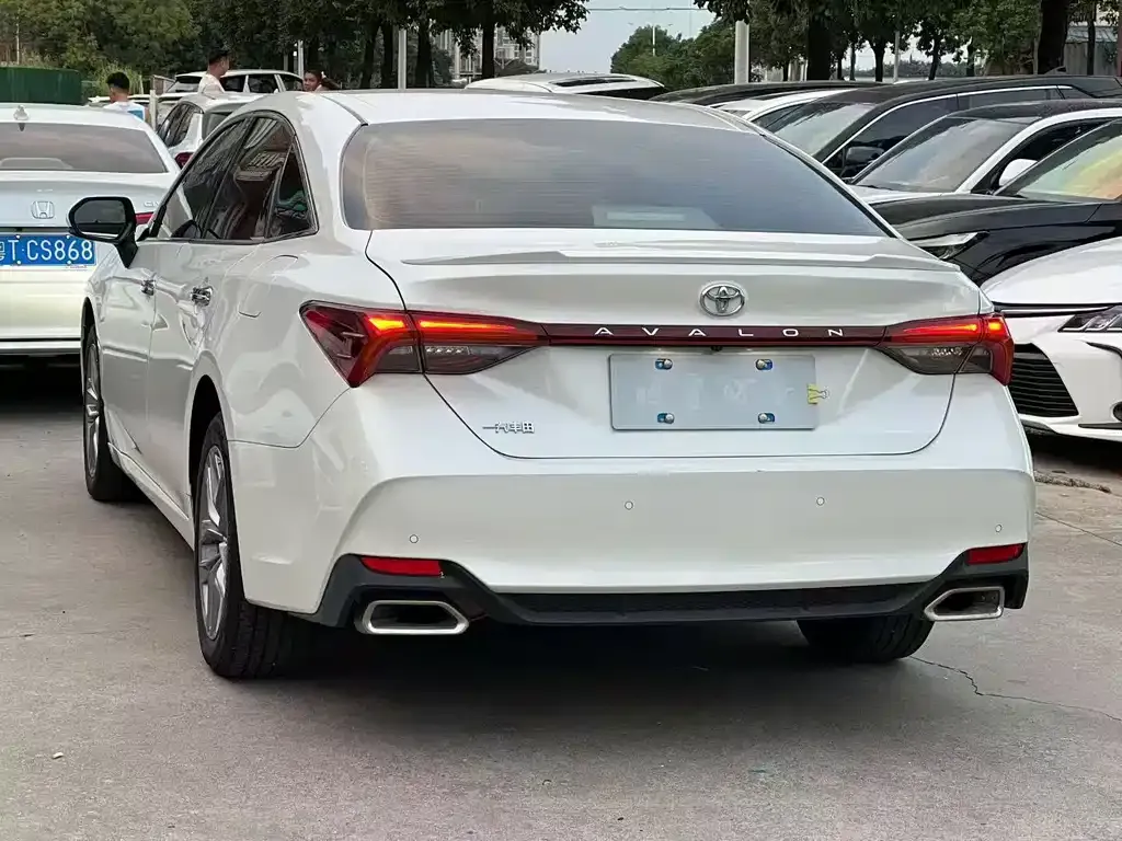 Toyota Avalon 2021 из CN, фото 5