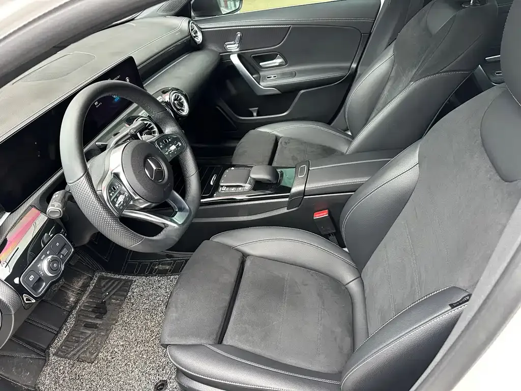 Mercedes-Benz A-Class 2022 из CN, фото 10