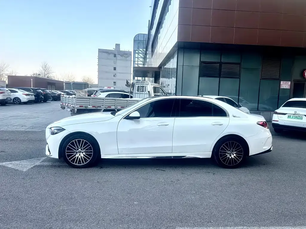 Mercedes-Benz C-Class 2024 из CN, фото 4