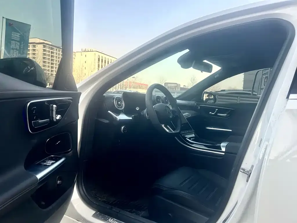 Mercedes-Benz C-Class 2024 из CN, фото 6