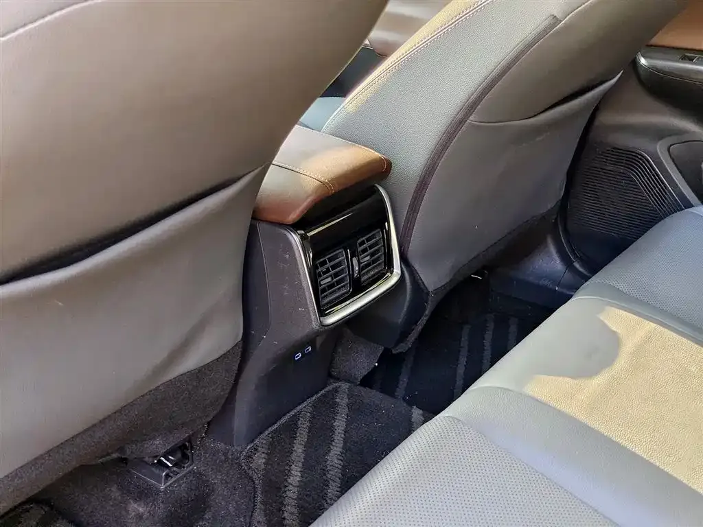 Toyota Harrier 2022 из CN, фото 9