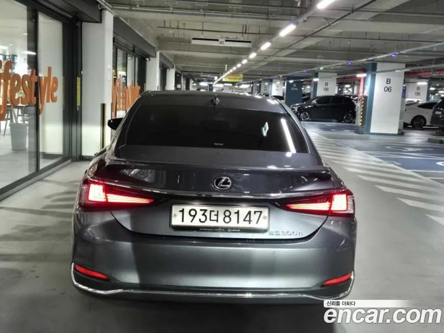 Lexus ES 2023 из KR, фото 5