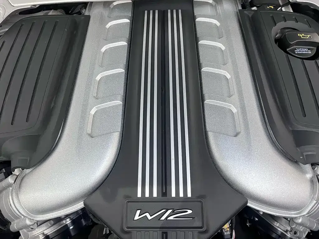 Bentley Flying Spur 2021 из CN, фото 10