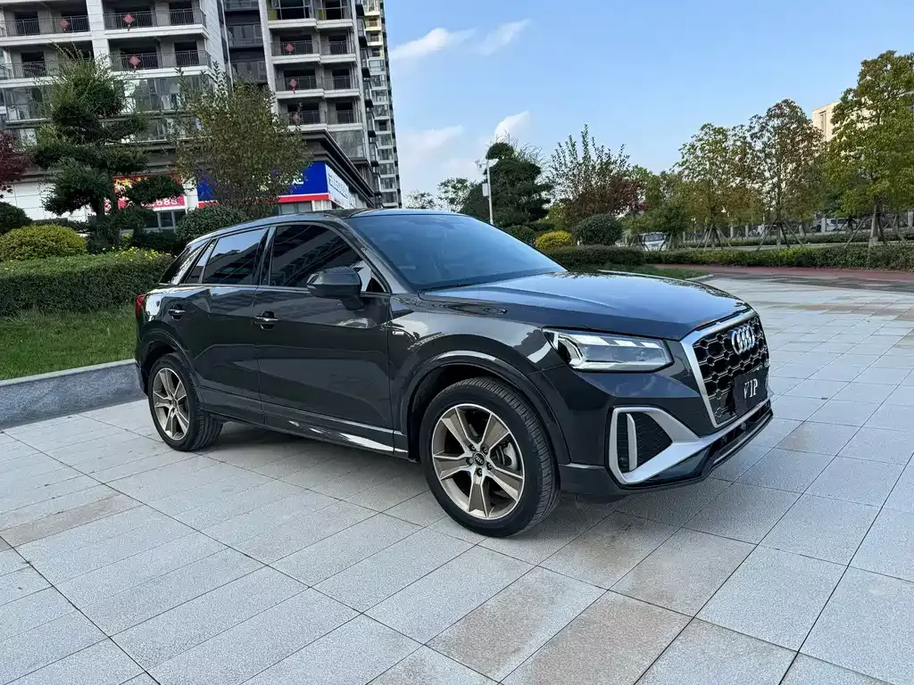 Audi Q2L 2023 из CN, фото 3