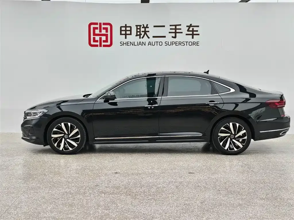 Volkswagen Passat 2023 из CN, фото 3