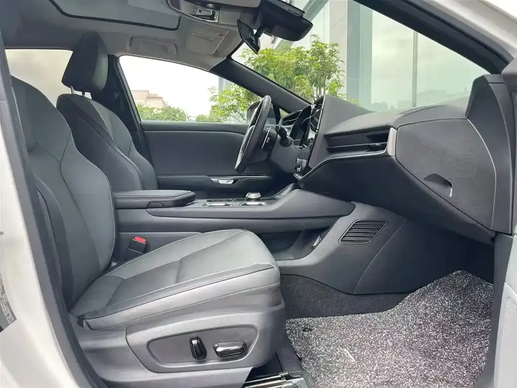 Lexus RZ 2023 из CN, фото 9