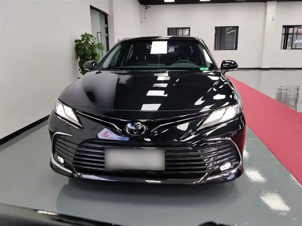 Toyota Camry 2023 из CN, фото 3