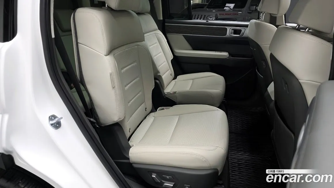 Hyundai Santafe 2025 из KR, фото 10