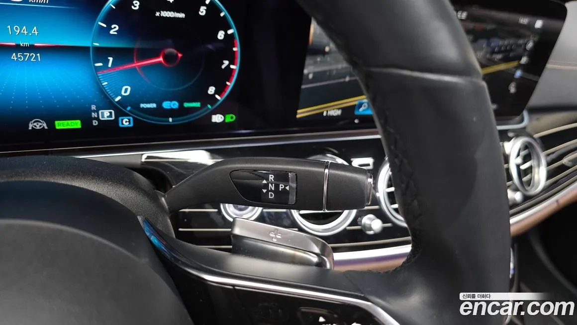 Mercedes-Benz E-Class 2023 из KR, фото 9