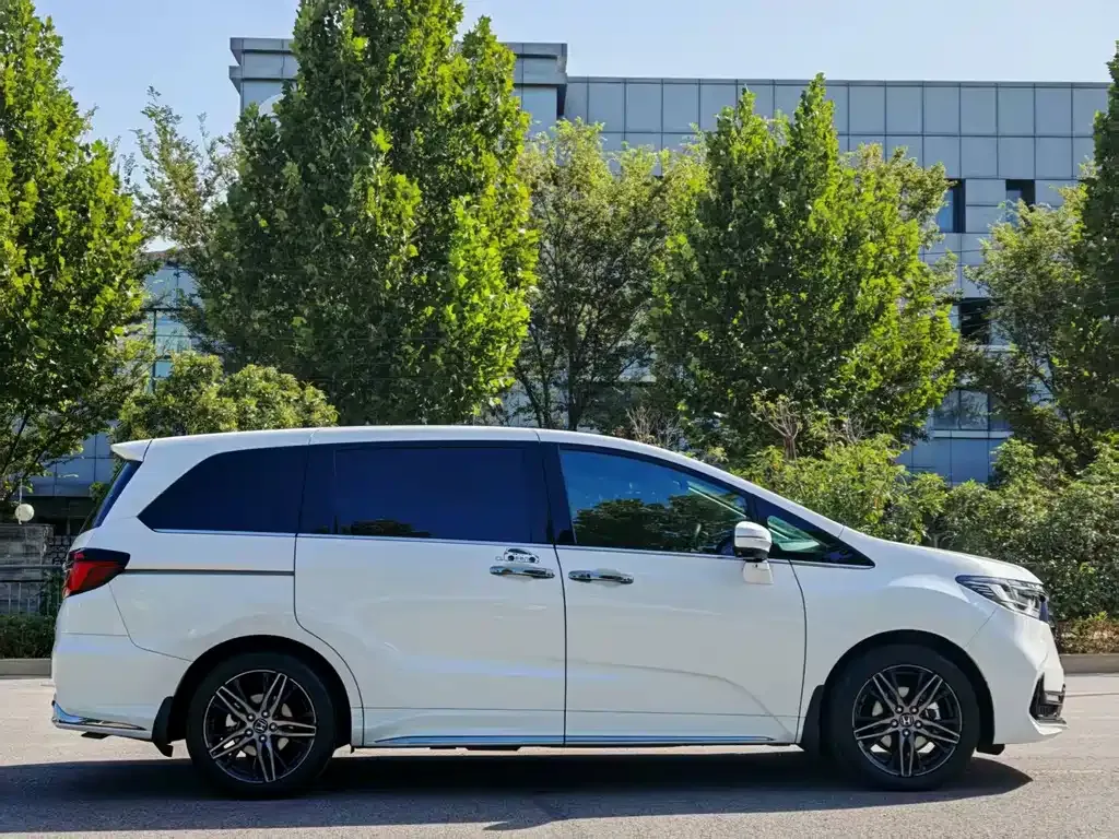 Honda Odyssey 2023 из CN, фото 8