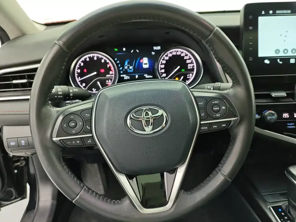 Toyota Camry 2021 из CN, фото 10