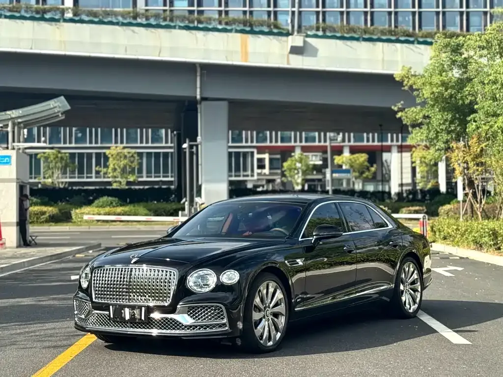 Bentley Flying Spur 2021 из CN, фото 2