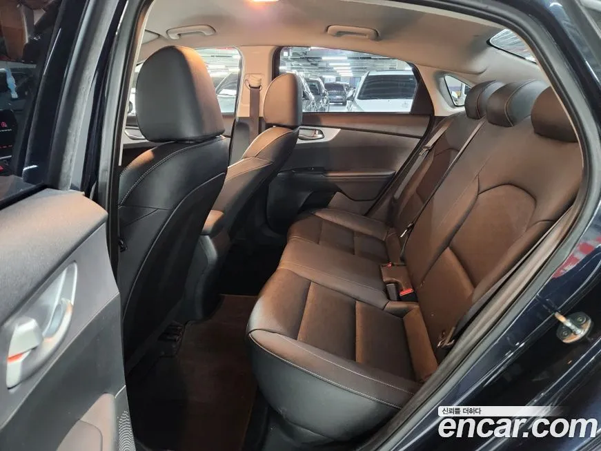 Kia K3 2022 из KR, фото 10