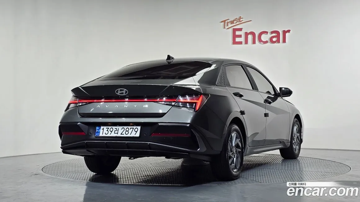 Hyundai AVANTE — фото 2