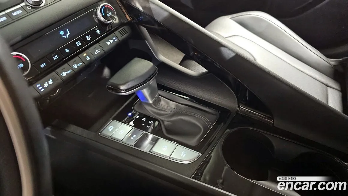 Hyundai AVANTE — фото 9