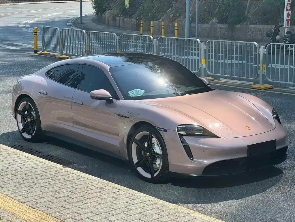 Porsche Taycan 2023 из CN, фото 3