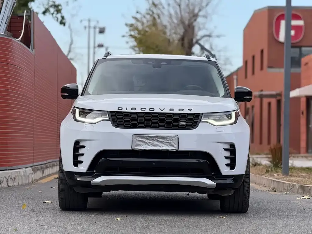 Land Rover Discovery 2023 из CN, фото 2