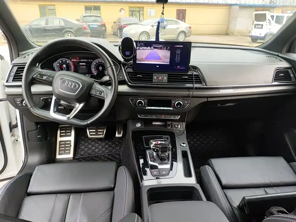 Audi Q5L 2023 из CN, фото 10