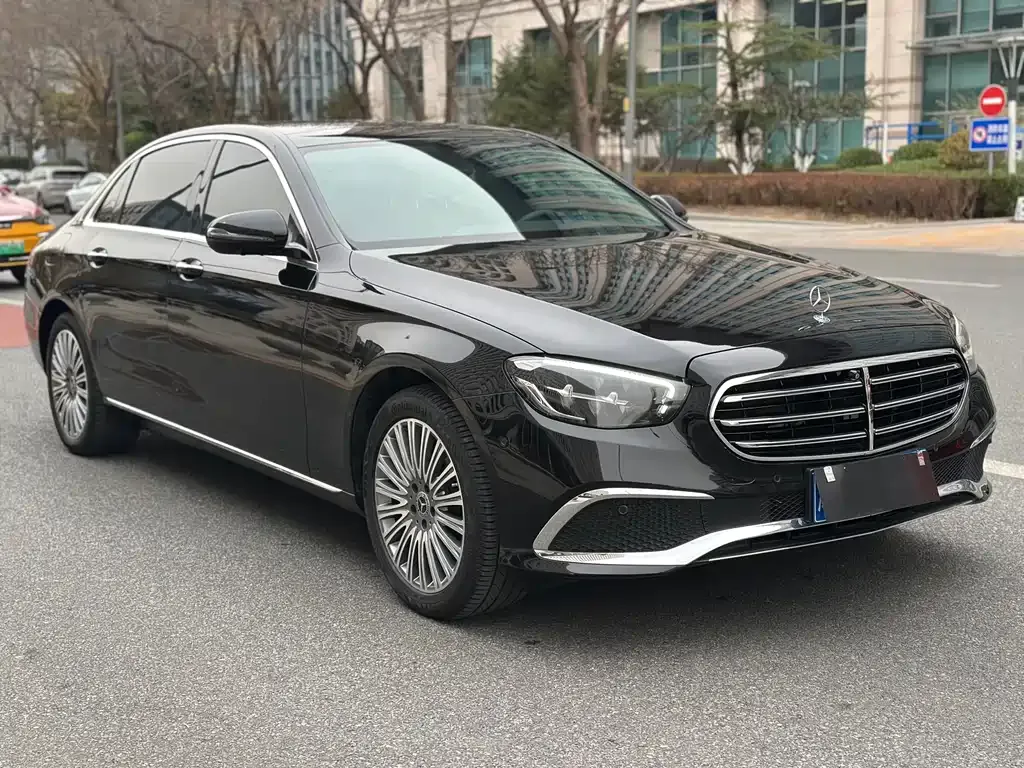 Mercedes-Benz E-Class 2023 из CN, фото 3