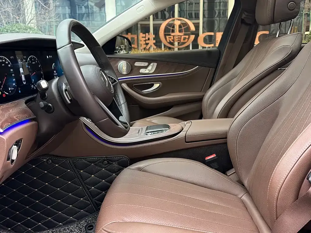 Mercedes-Benz E-Class 2023 из CN, фото 8
