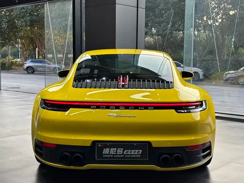 Porsche 911 2021 из CN, фото 10