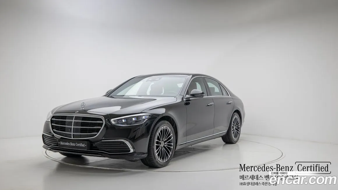 Mercedes-Benz S-Class — фото 1
