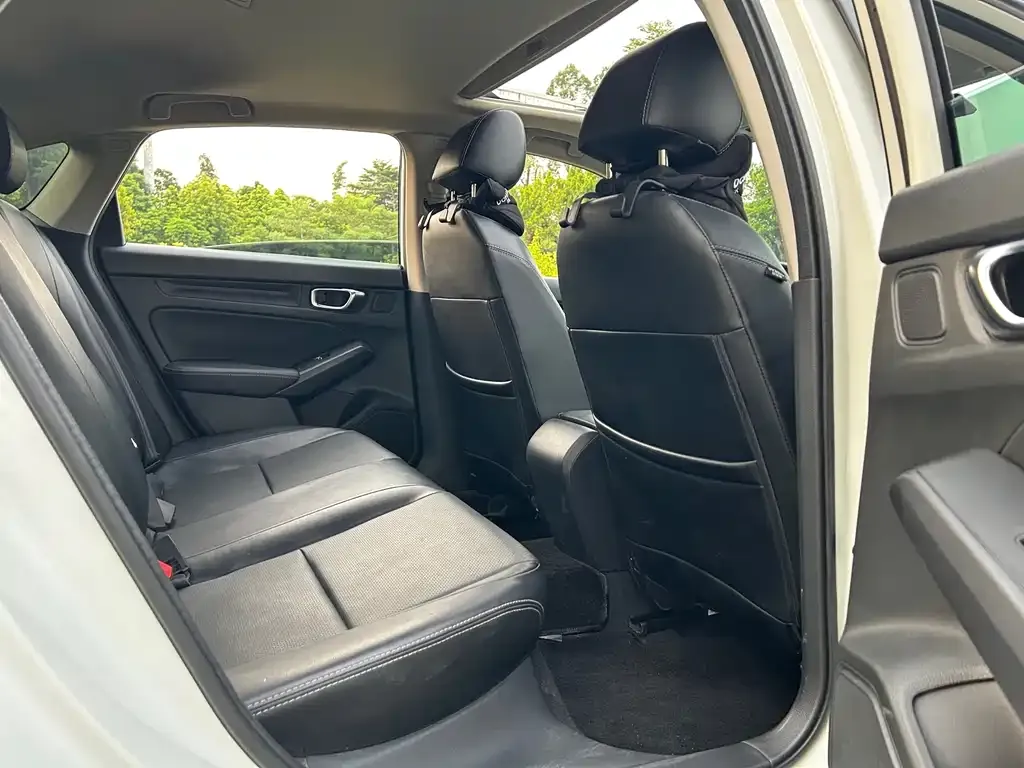 Honda Civic — фото 10