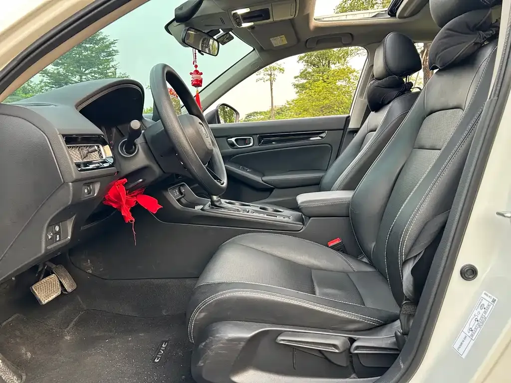 Honda Civic — фото 8