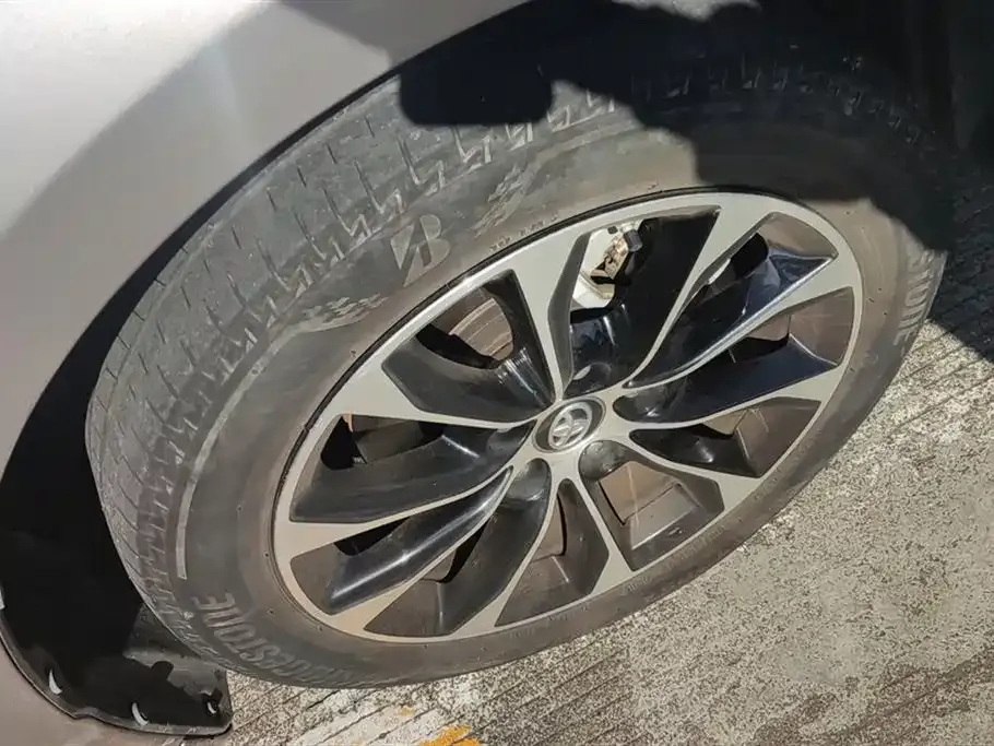 Toyota Avalon 2023 из CN, фото 6