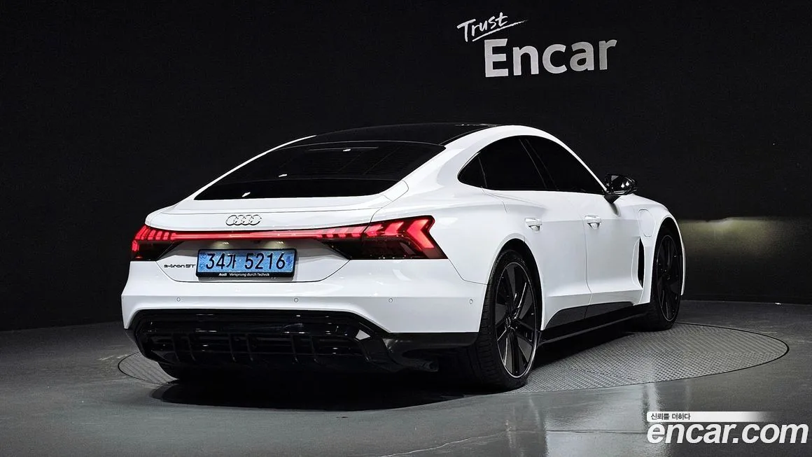 Audi e-tron GT 2022 из KR, фото 2