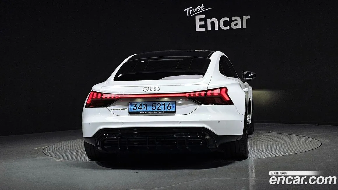 Audi e-tron GT 2022 из KR, фото 4