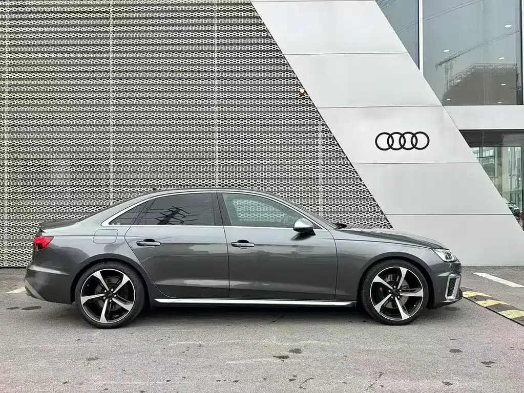 Audi S4 2021 из CN, фото 4