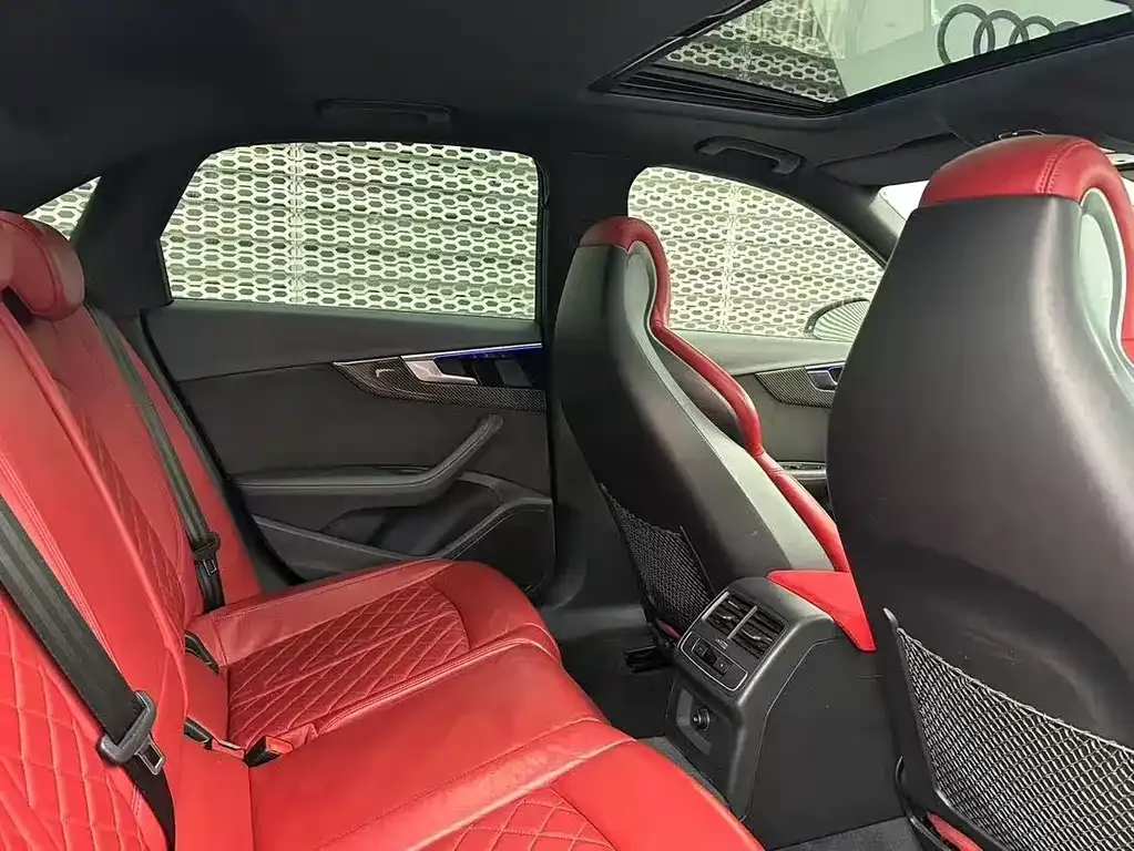 Audi S4 2021 из CN, фото 9