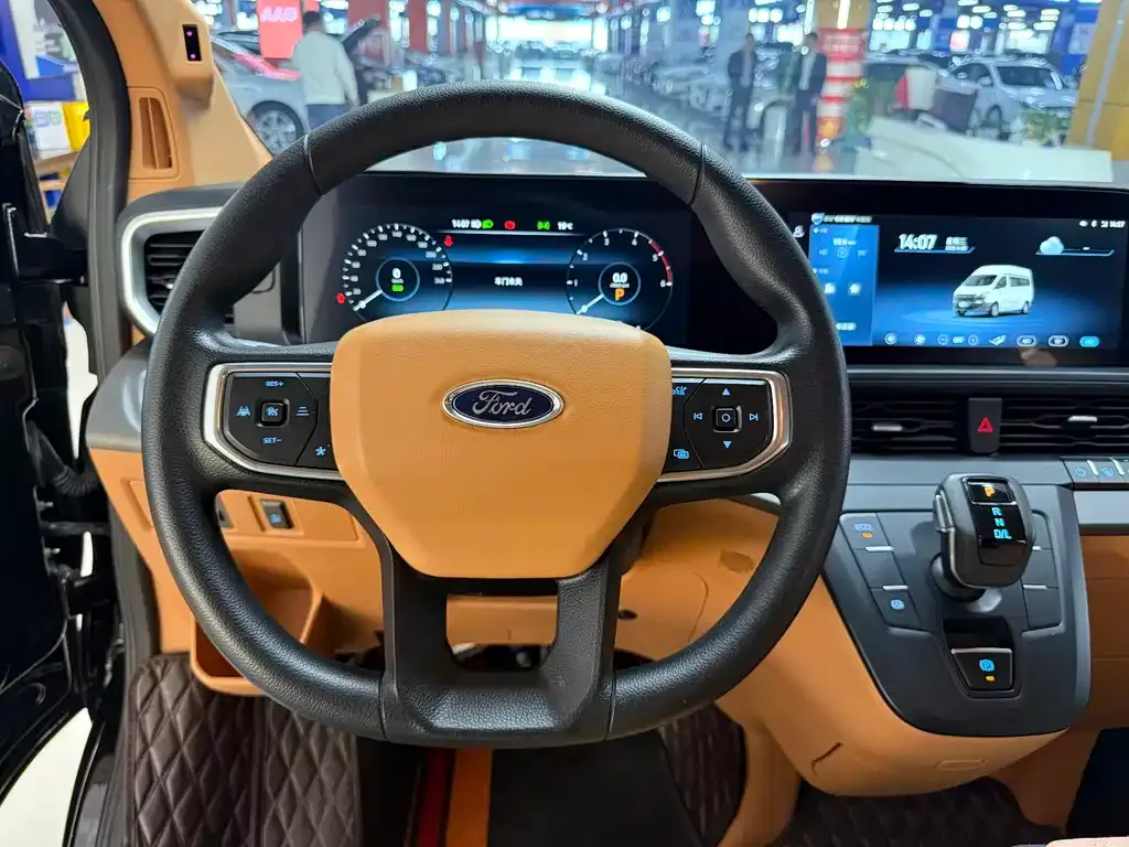 Ford Transit 2023 из CN, фото 8