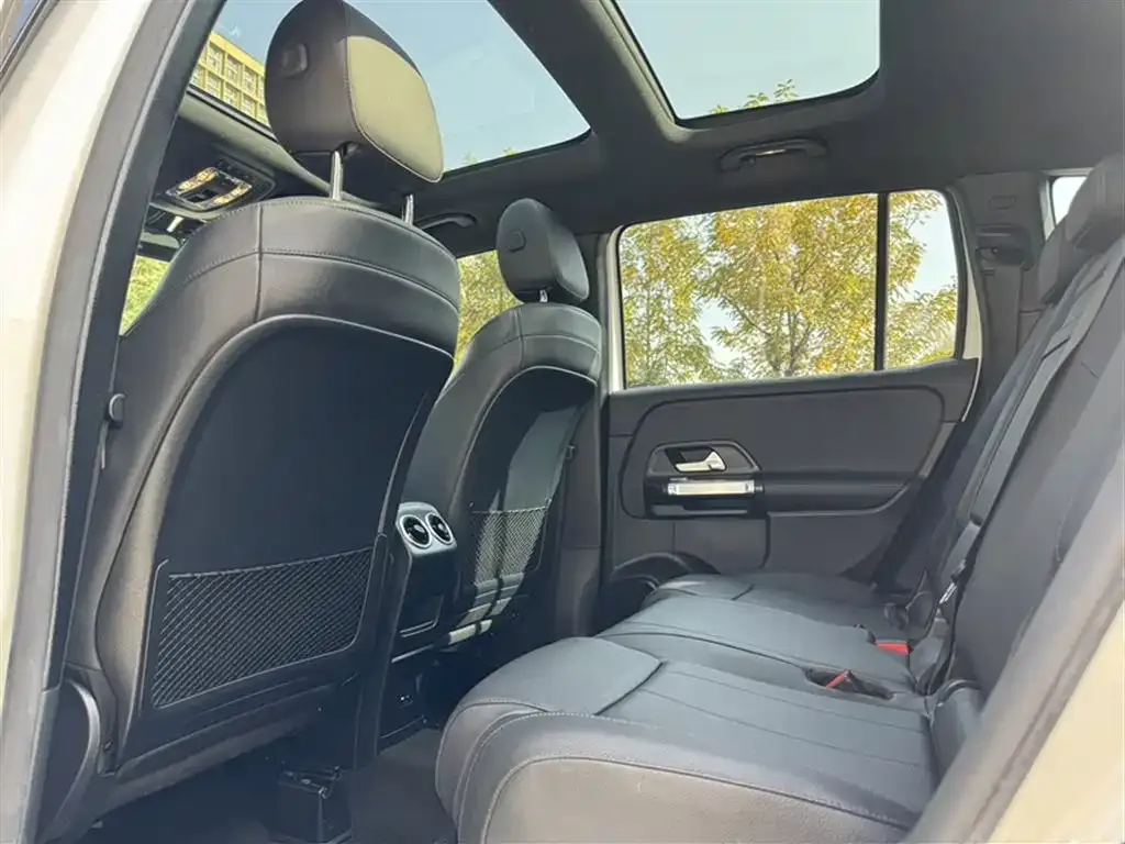 Mercedes-Benz GLB 2021 из CN, фото 10