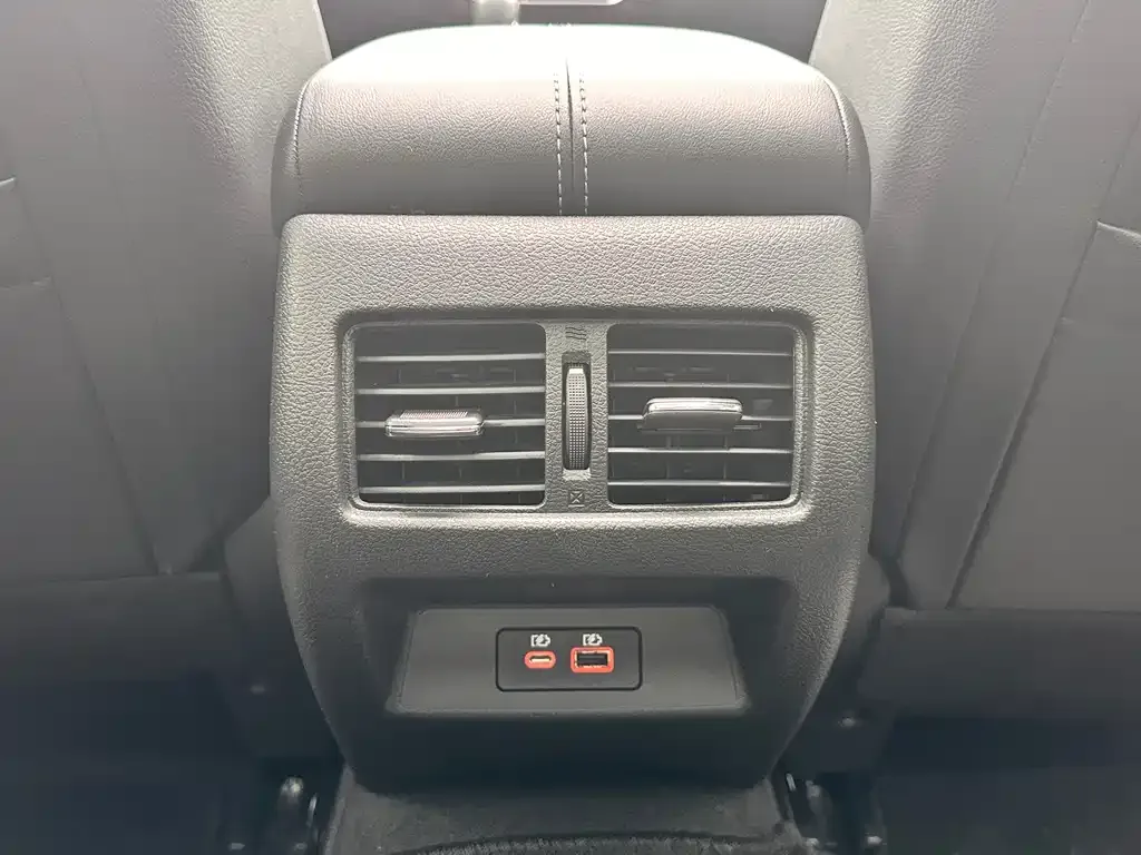Nissan Teana 2023 из CN, фото 10