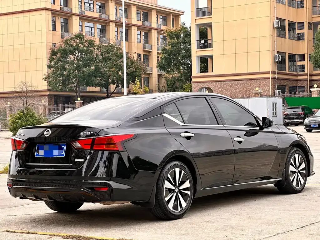 Nissan Teana 2023 из CN, фото 5