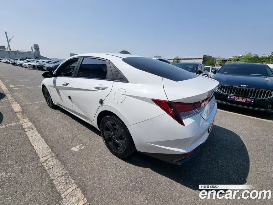 Hyundai AVANTE 2021 из KR, фото 6